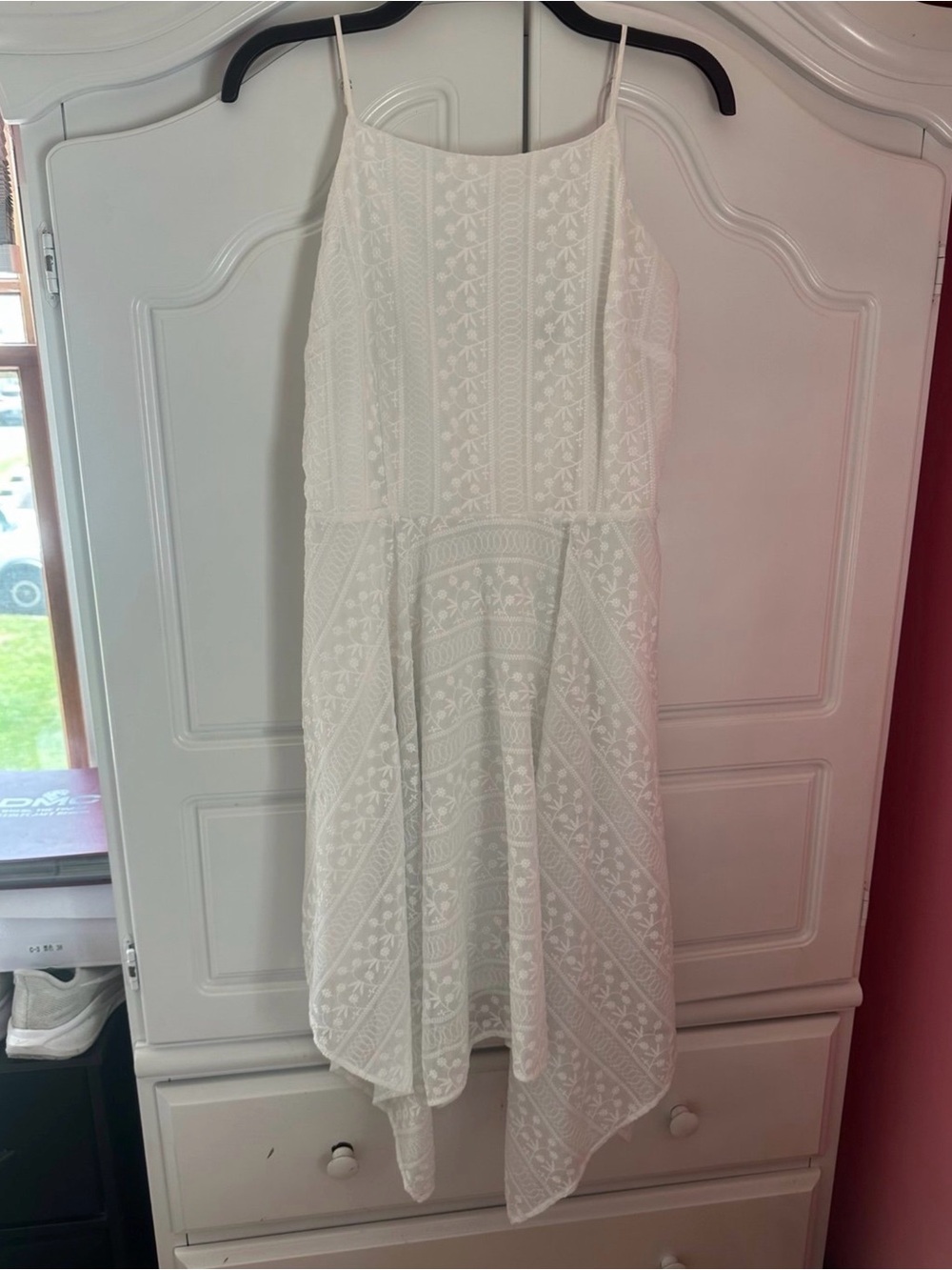 Cynthia Steffe White Embroidered hi low Dress (Size 8) - Brand New Without Tags